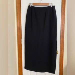 Apostrophe Women’s Size 10 Long Black Skirt w/ Twenty Inch Slit Up the Side